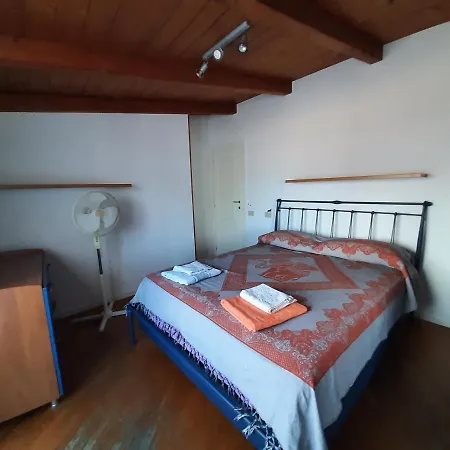 Casa Cavour Apartman Pesaro