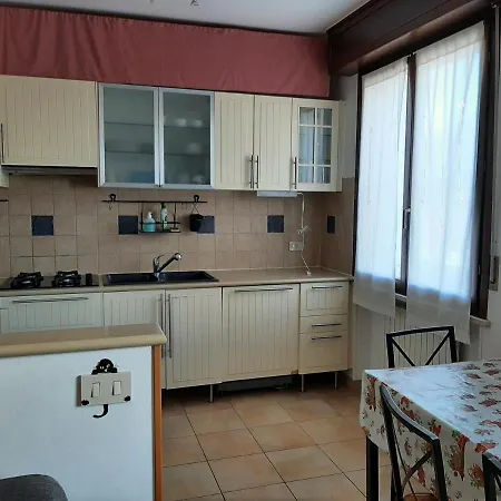 شقة Casa Cavour بيزارو